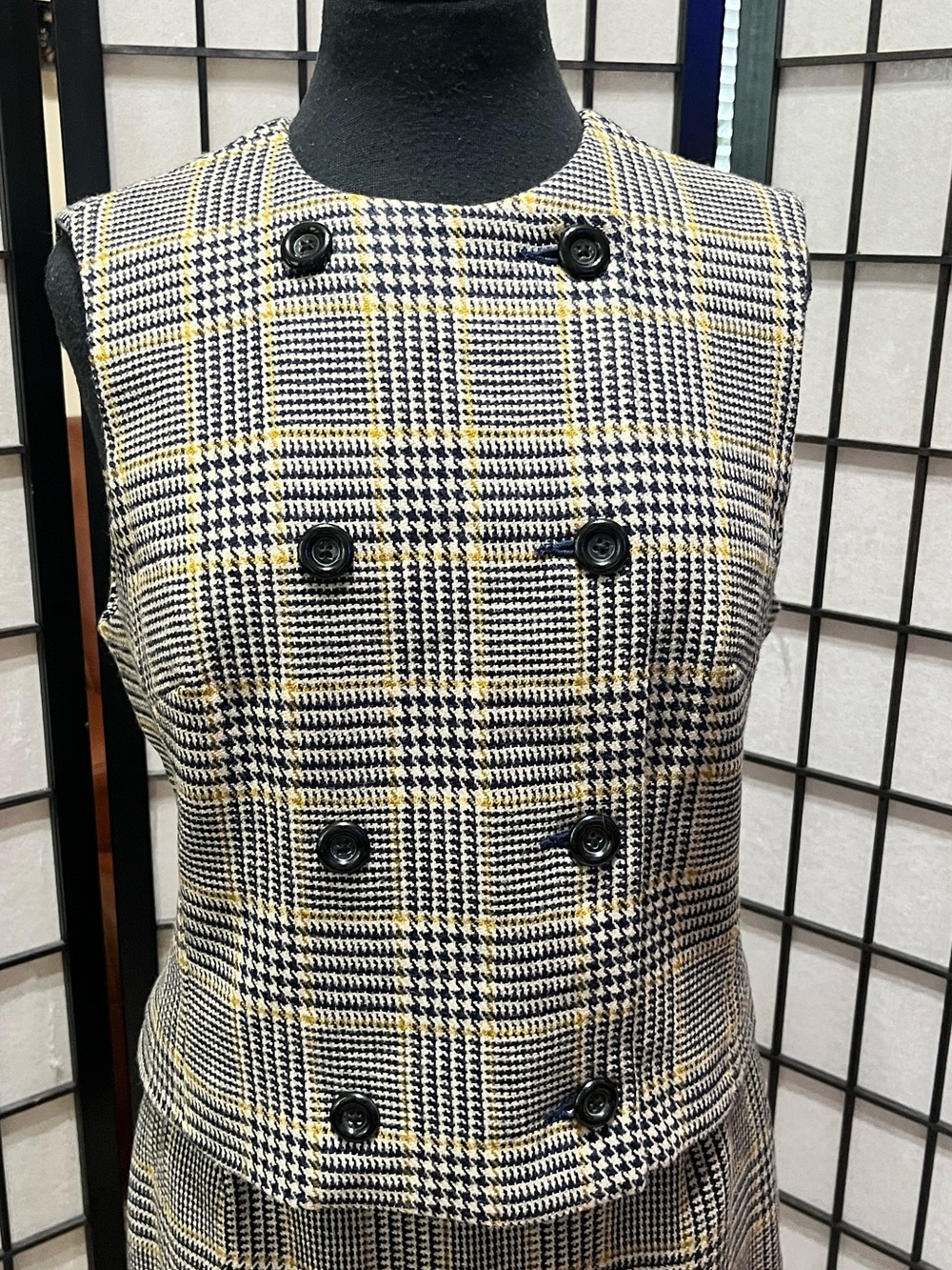VINTAGE BANANA REPUBLIC WOOL GLEN Plaid Tweed TWO PIECE VEST SKIRT SUIT SZ 8 - Picture 7 of 16